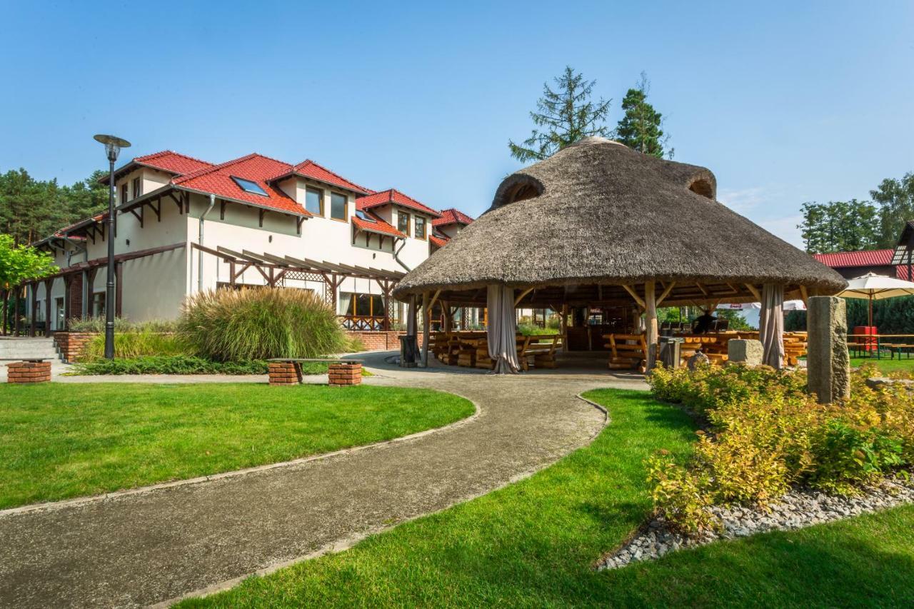 Hotel Nad Borkiem Kosarzyn  Exterior foto