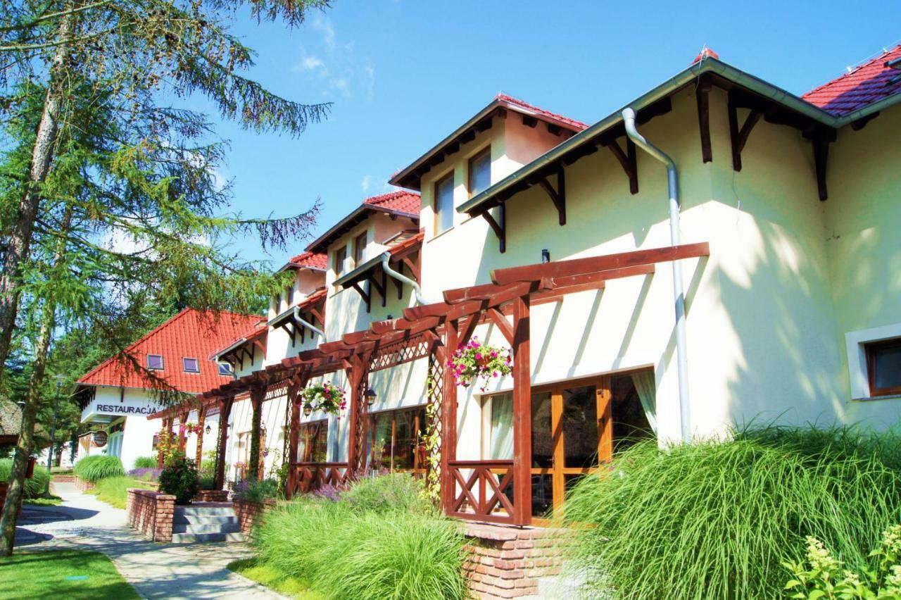 Hotel Nad Borkiem Kosarzyn  Exterior foto